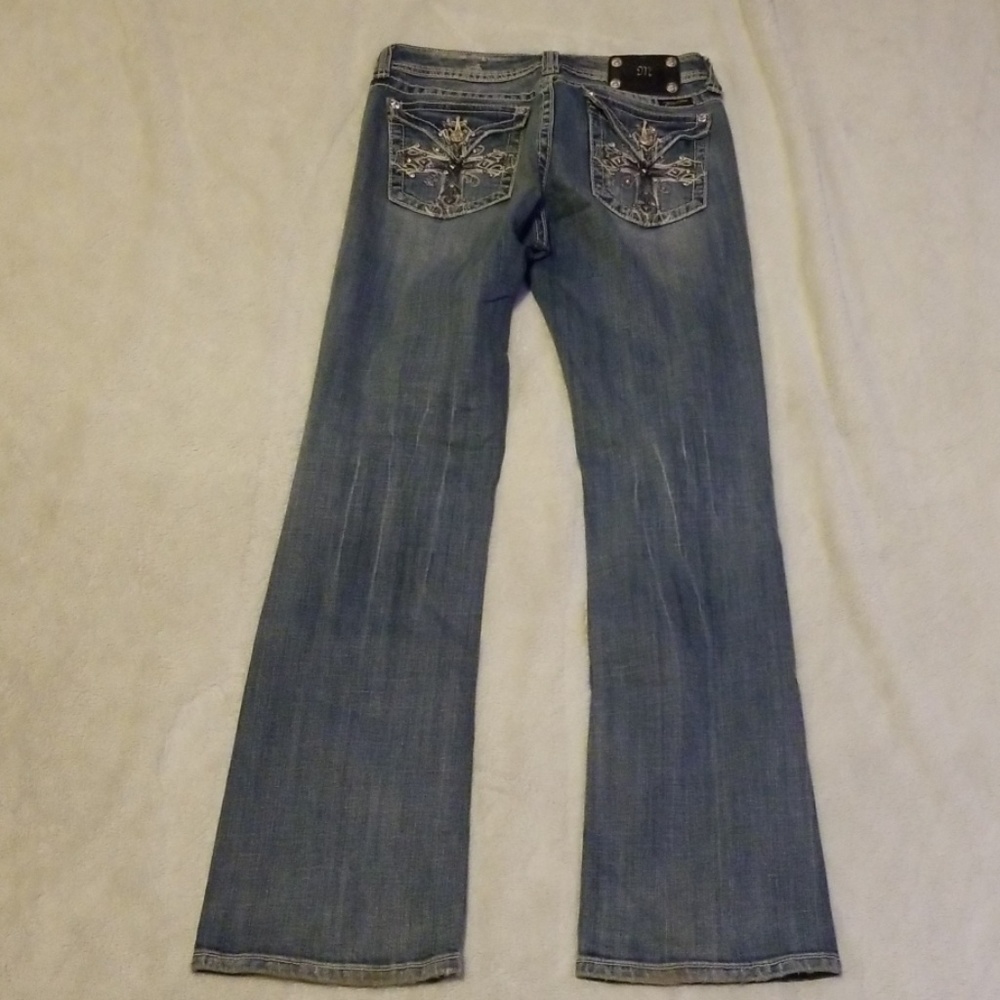 Miss Me Size 31